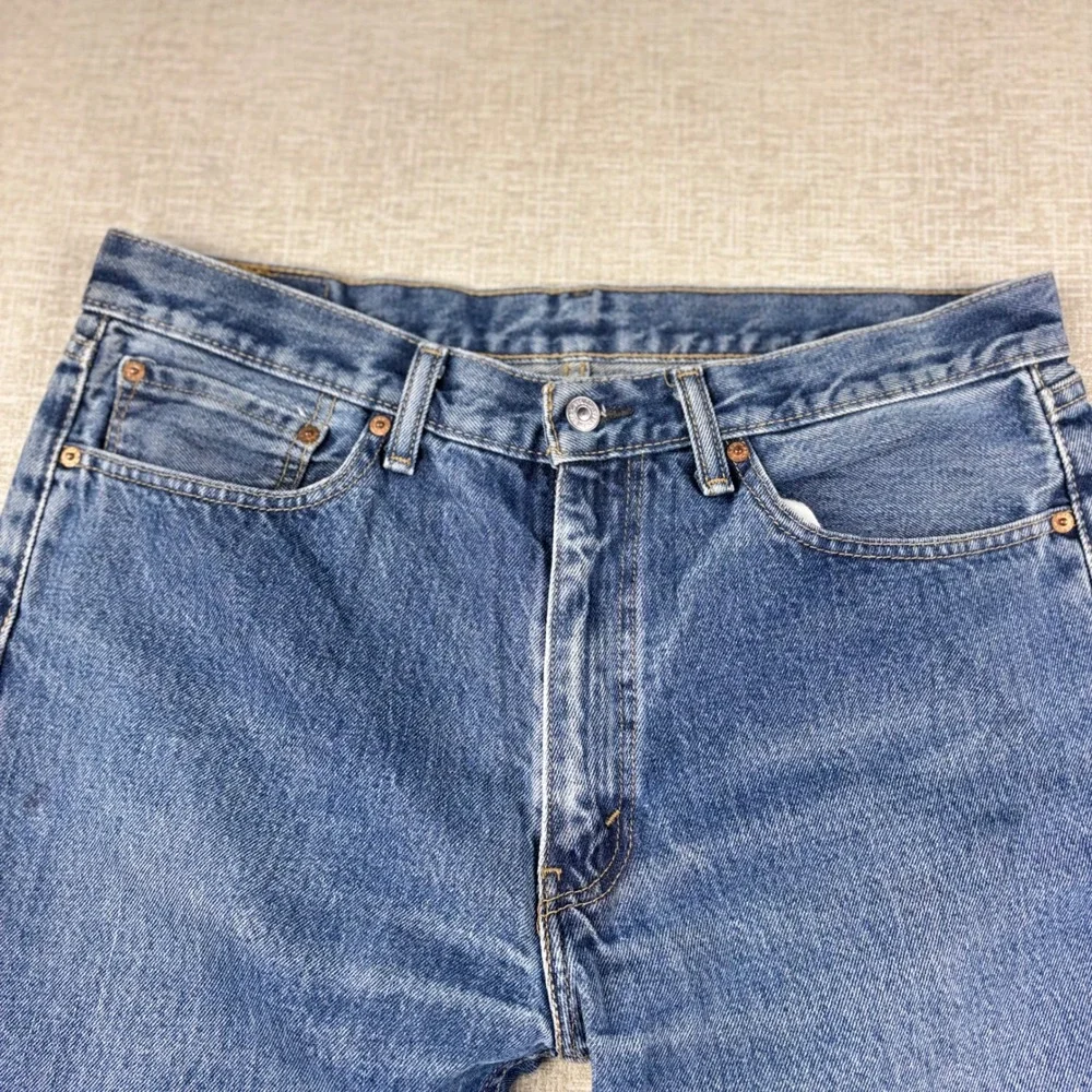 Levis 505 Mens 36x34 Light Distress Jeans Thigh Fade ** Vintage Style ** Denim